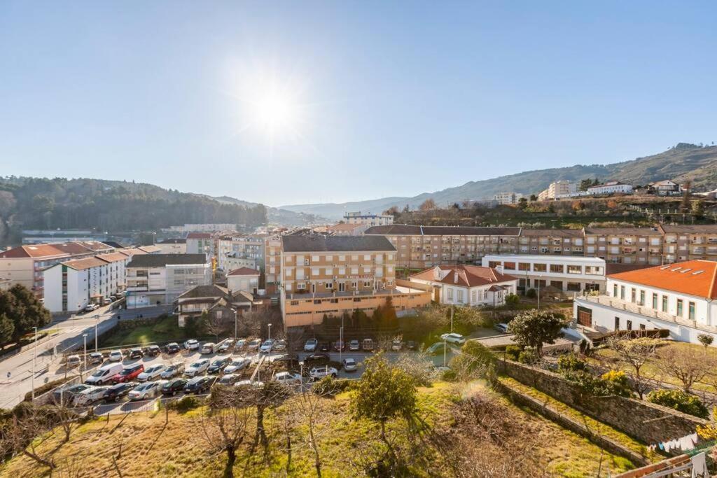 Апартаменты Charming 120M² In Historic Center Ламегу Экстерьер фото